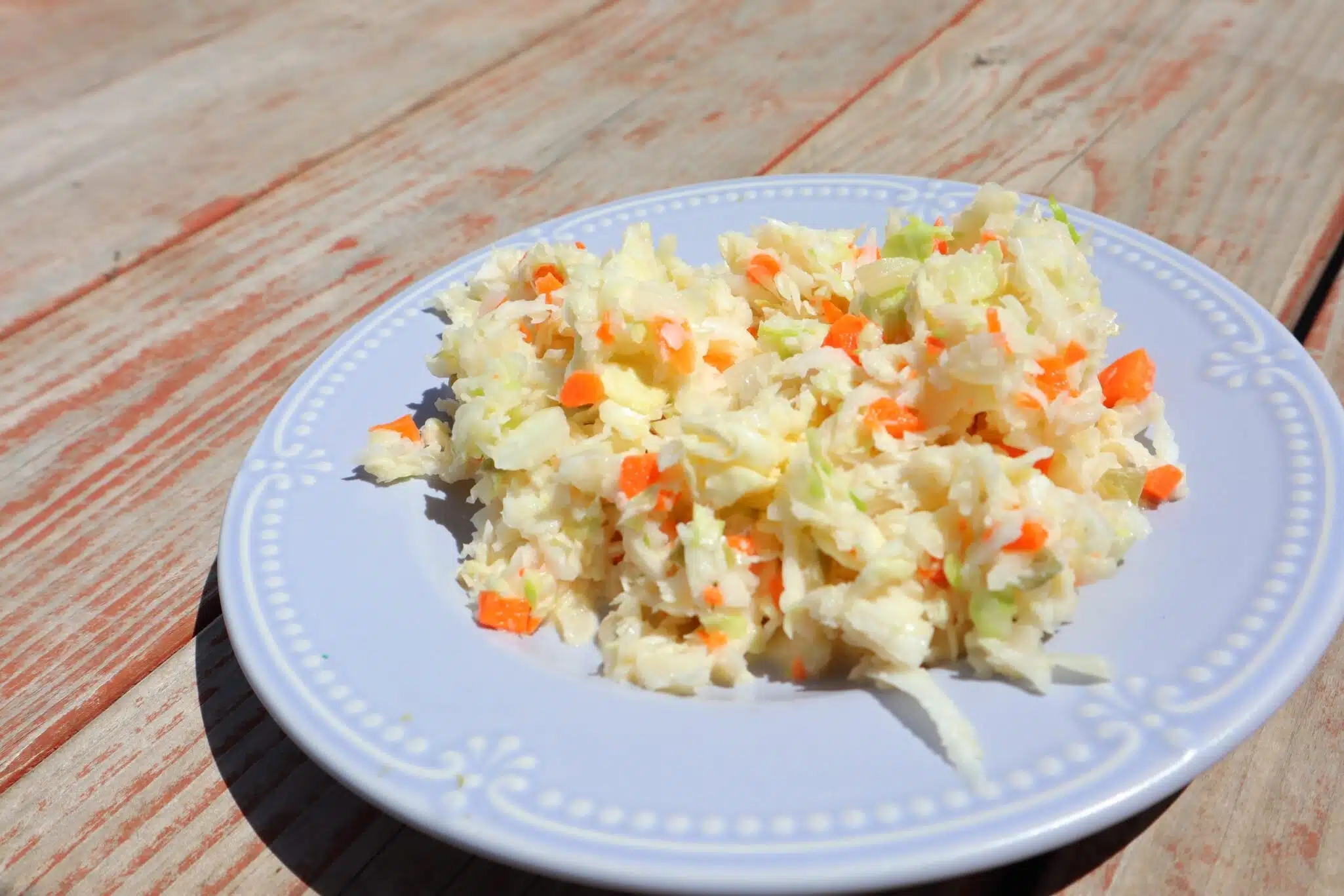 How to Make Homemade Coleslaw