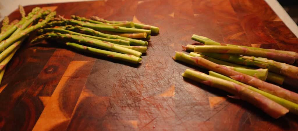 snapping asparagus